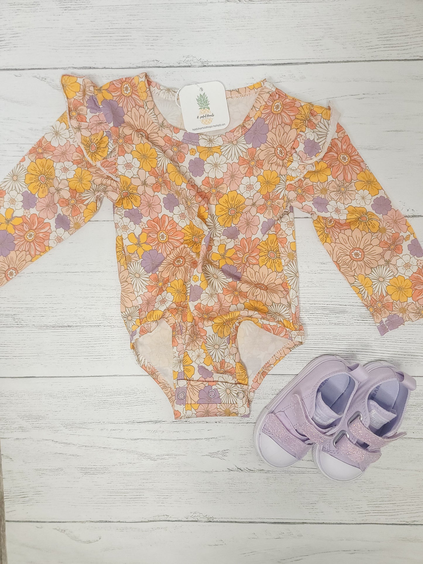 Retro Floral Bamboo Baby Onesie – Infant Bodysuit