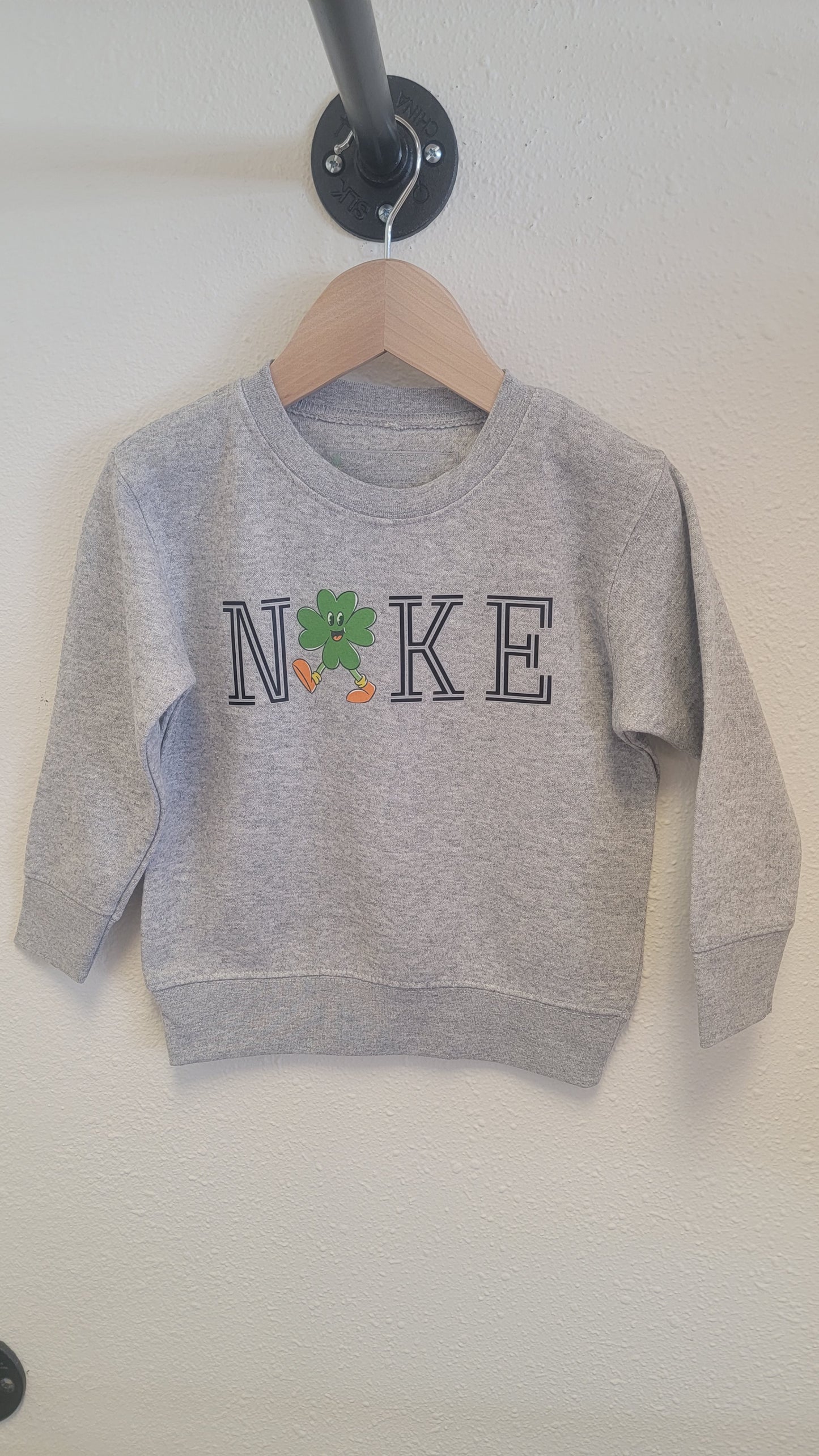 Kids crewneck sweatshirt with lucky shamrock design, St. Patrick’s Day sweatshirt for children